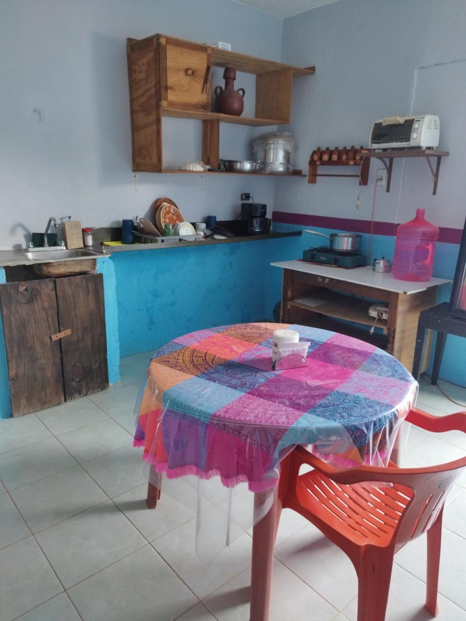 Hostal Y Temazcal Guemez Pisté المظهر الخارجي الصورة